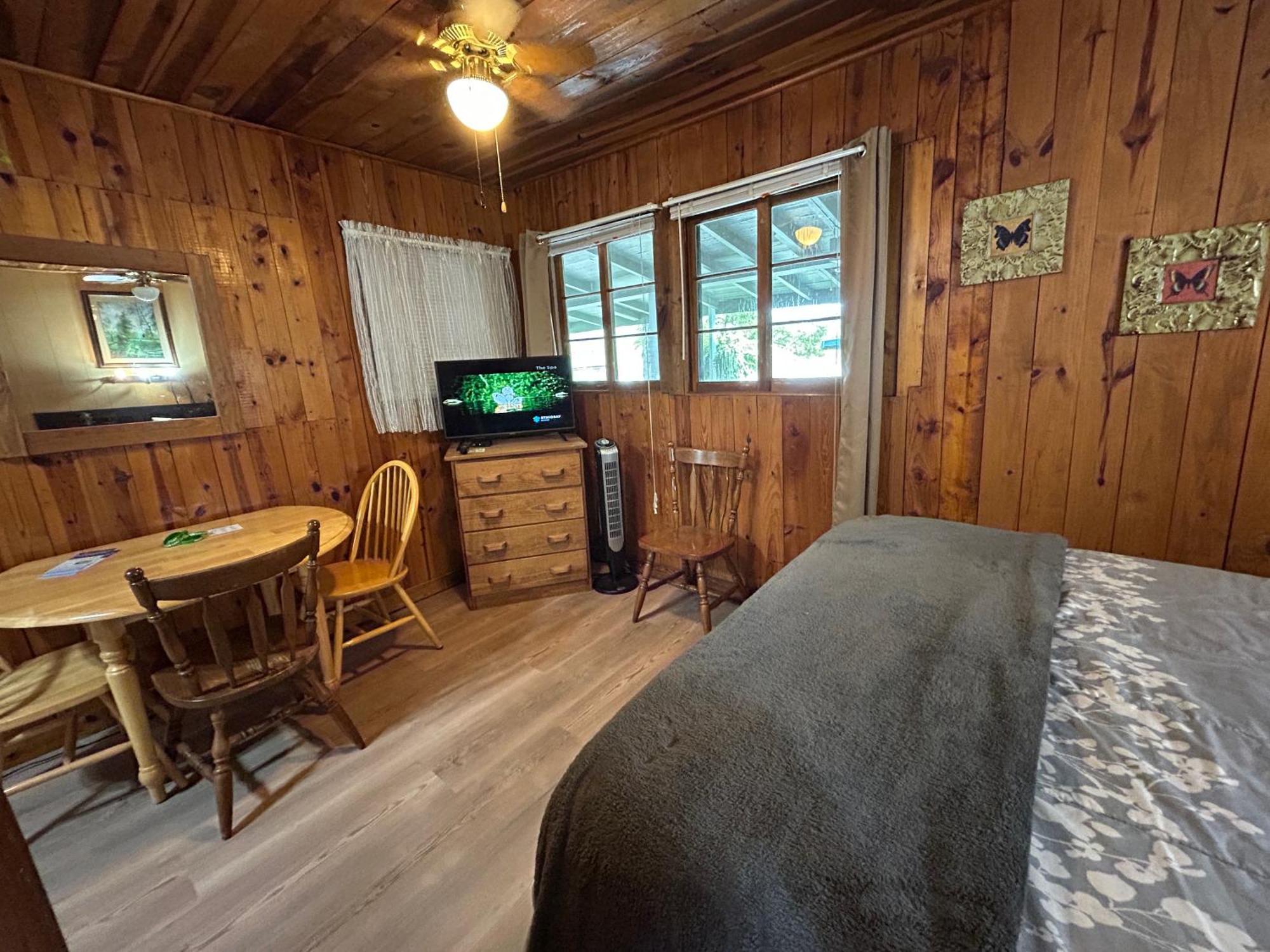 Mountain Lake Cottages Hendersonville Exterior foto
